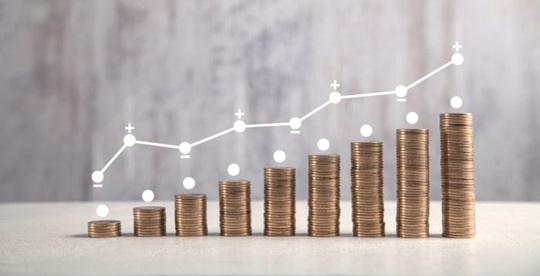 La inversión en acciones conlleva un mayor riesgo, pero, a cambio, ofrece la posibilidad de obtener una mayor rentabilidad